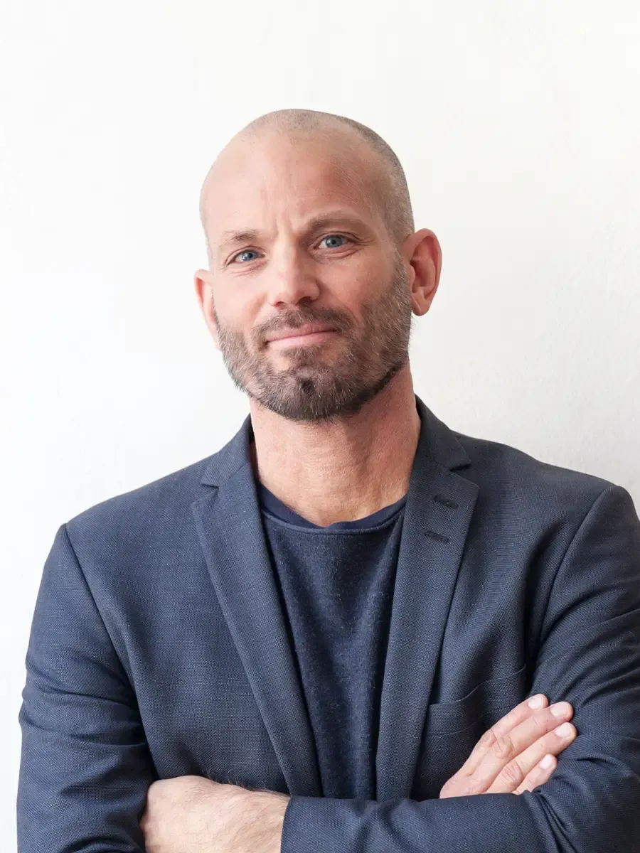 Portraitfoto von Jan Fischer