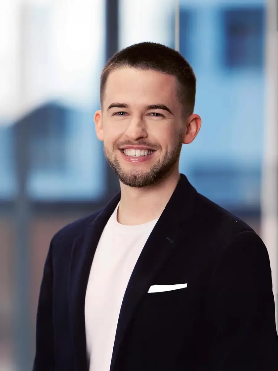 Portraitfoto von Timo Schroeder